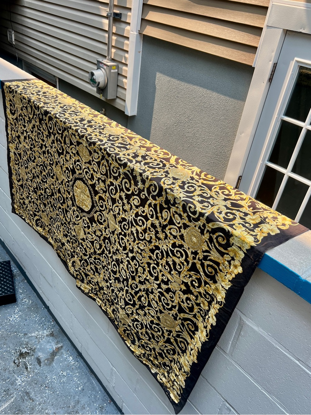 Versace Black and Gold Ornate Baroque Beach shawl - Picture 3 of 7
